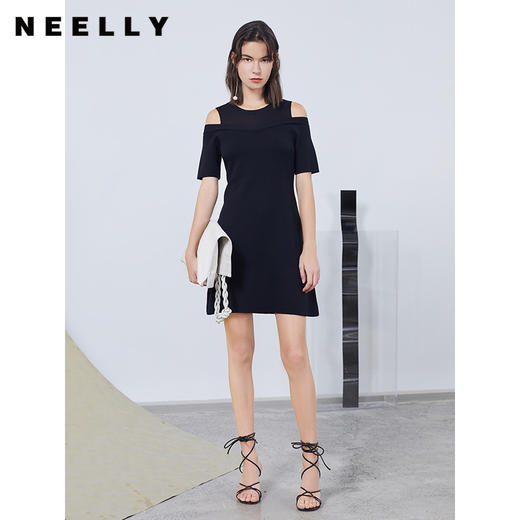 NEELLY纳俪商场同款露肩连衣裙设计感法式女A字裙中长款收腰显瘦N23044Y04555 商品图0