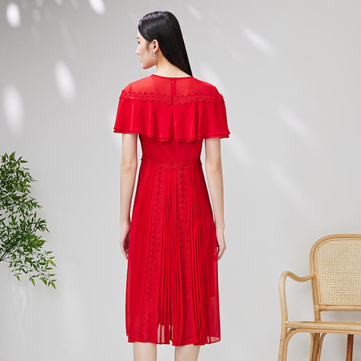 EITIE爱特爱夏季新款斗篷高腰优雅显瘦连衣裙7007763 商品图5