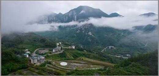 鄂湘山水行摄之旅： 湖北恩施大峡谷 湖南芙蓉镇、边城茶峒、凤凰古城、苗家赶集、花瑶古镇、紫鹊界梯田、雾漫小东江、高椅岭9天 商品图5