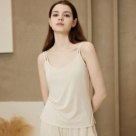 【爆款润肤冰爽衣，可外穿的家居服】奥薇姿2023夏新款女士可外穿双肩吊带润肤冰爽内搭带胸垫背心 商品图8