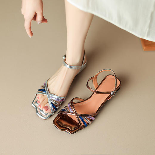 时尚个性，拼色夏新舒适拼色凉鞋ZYY-A427 商品图1
