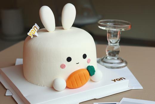 爱吃萝卜的小白兔 商品图0