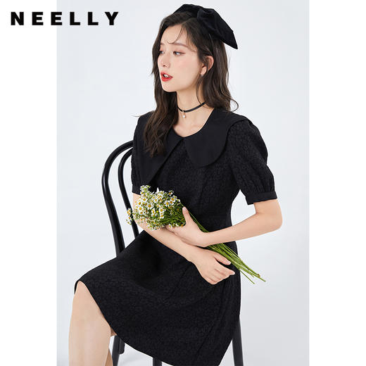 NEELLY纳俪不对称设计翻领连衣裙女泡泡袖A字裙中长款收腰小黑裙 商品图1