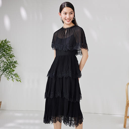 EITIE爱特爱女装夏季新款V领气质多层次蛋糕蕾丝拼接连衣裙礼服6677302 商品图1