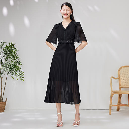 EITIE爱特爱夏季新款V领气质蕾丝拼接连衣裙礼服7077704 商品图3