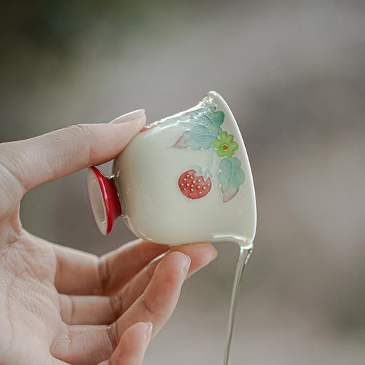 岚工坊定制款 树莓派 清如茶杯 主人杯手绘草莓高足品茗杯软萌治愈系个人专用喝茶杯 商品图4
