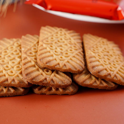 【美食每刻！焦糖饼干比利时风味】口感松酥不腻，入口香甜，焦糖香气浓郁，酥脆可口，一块很有料的饼干，饼干早餐零食网红曲奇休闲食品健康 商品图1