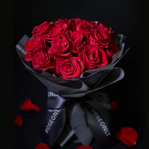 【鲜花手捧】ROSEONLY诺誓  鲜花玫瑰 玫瑰系列 玫瑰手捧鲜花 告白求婚手捧花 商品图0