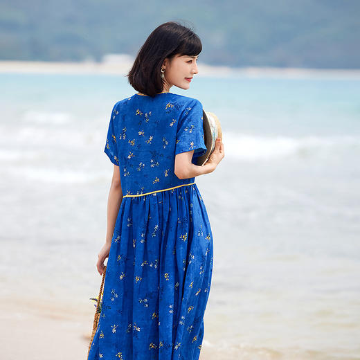夏季新款，苎麻印花连衣裙文艺复古克莱因蓝显瘦棉麻A字大摆裙YM-S376-1 商品图3