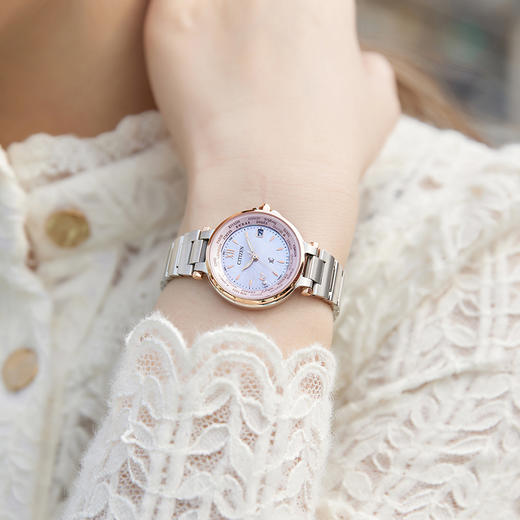 西铁城/CITIZEN多局电波时尚贝母钢带女士手表EC1011-62W 商品图7