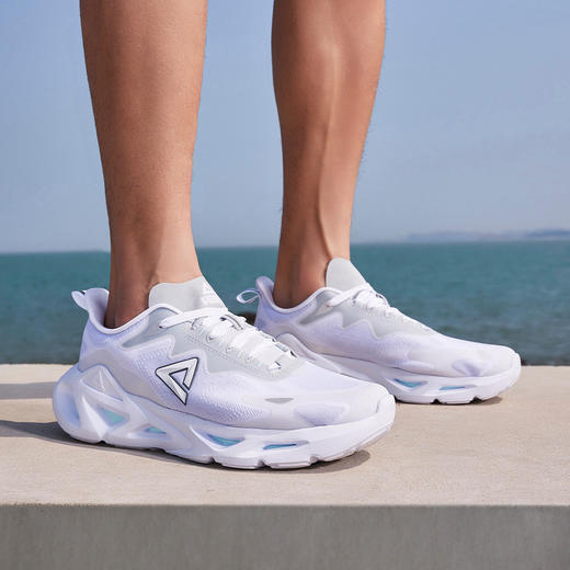 匹克风洞2.0跑步鞋男23夏季新款透气运动鞋男缓震跑鞋休闲慢跑鞋DH320091 商品图1