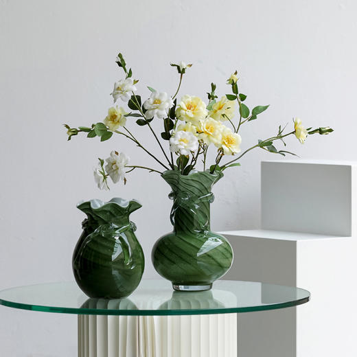 磁粉墨绿钱袋蝴蝶结玻璃花瓶摆件饰品餐桌器皿花边口卷边花器 商品图0