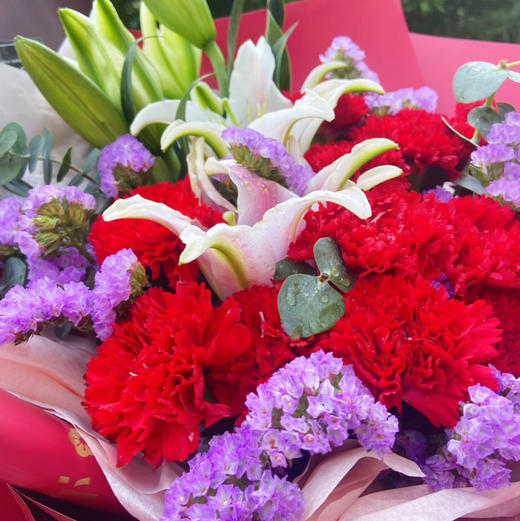 【福满安康】香水百合➕19朵康乃馨大气精品花束 商品图3