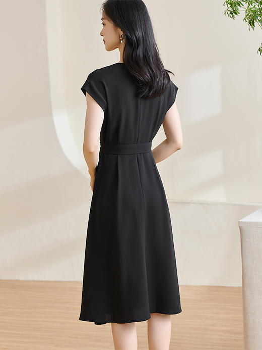 剩S 米思阳2025夏季新款优雅气质A字大摆赫本小黑裙收腰连衣裙女1483 商品图2