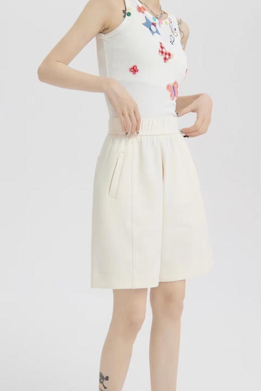 女休闲中裤9017 商品图1