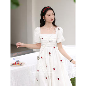 【65折秒杀】鹿向南  法式方领泡泡袖连衣裙女夏季新款气质裙子LXN30087