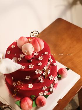 红色寿桃祝寿蛋糕（巧克力喷霜奶油蛋糕，常温后会有裂纹））