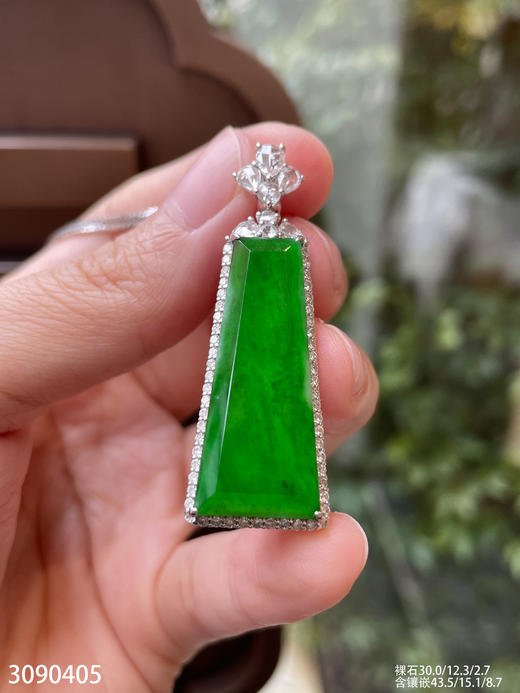 3090405，高冰帝王绿无事牌吊坠。具体价格微信咨询 商品图5