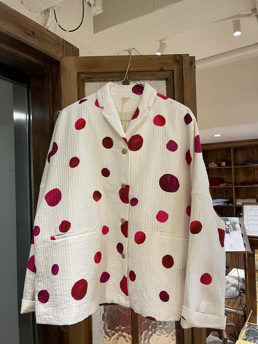 （5折）apuntob 大红点覆盆子茄红波点外套 商品图13