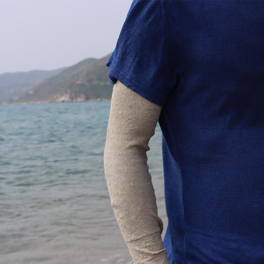 薄如蝉翼，松弛有度，男女可用！麻+汉麻防晒袖/遮阳袖 升级版 UPF等级50+、UPF值94.88 清爽清透 商品图5