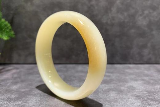 【御珠宫坊】糖羊脂白玉手镯57.5mm 商品图2