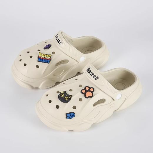 大英博物馆盖亚·安德森猫和她的朋友们系列 安德森猫洞洞鞋沙滩凉鞋(赠鞋花) 商品图3