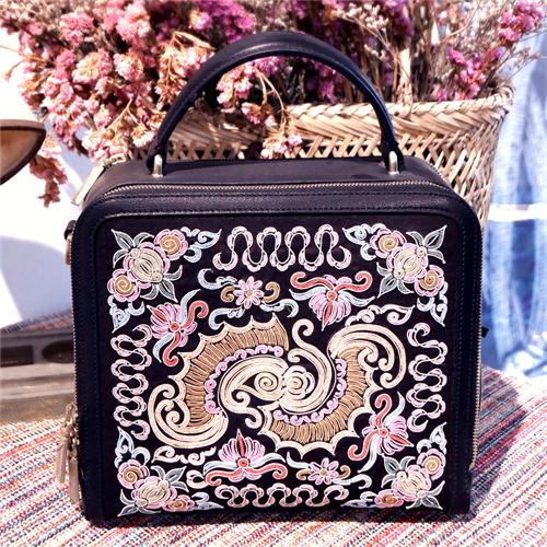 深山集市 马尾绣手提包 商品图0