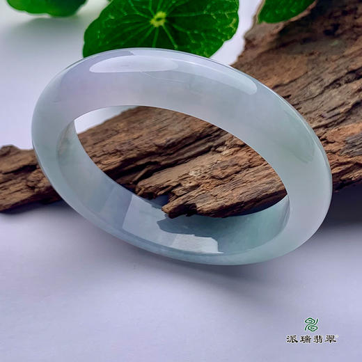 派瑞翡翠 翡翠手镯 糯种 飘花 商品图0