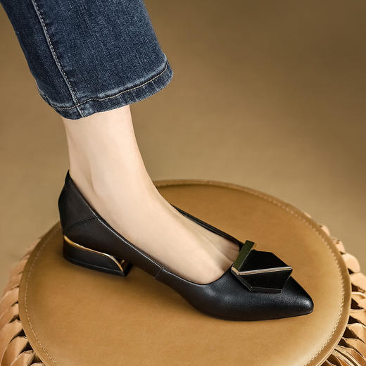 品质好货 | Safiya索菲娅2023新款二层牛皮浅口粗跟通勤鞋时尚乐福鞋单鞋SF31115764 商品图1