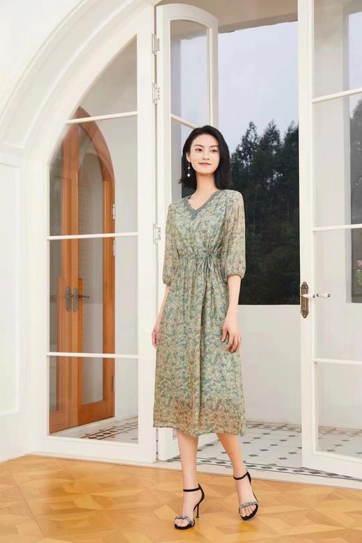 女连衣裙1073 商品图0