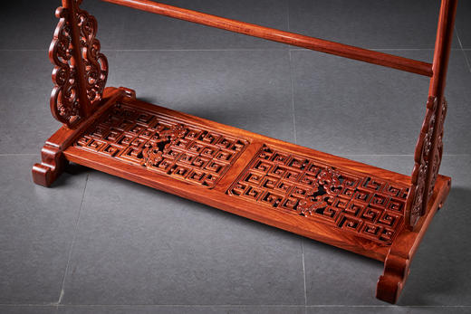 红桥红  家具严选  缅甸花梨（大果紫檀）【185清式螭龙 衣帽架】 商品图6