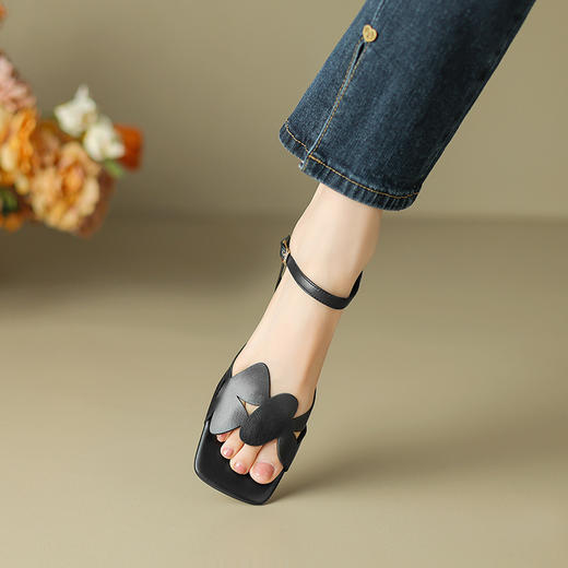 法式优雅，镂空个性真皮高跟凉鞋NX-m1589 商品图3