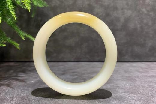 【御珠宫坊】糖羊脂白玉手镯56.5mm 商品图5