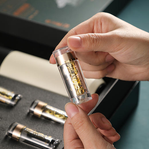 【山水之间.听泉】斛生记霍山铁皮石斛枫斗礼盒山水之间听泉2.5g*9瓶 商品图3