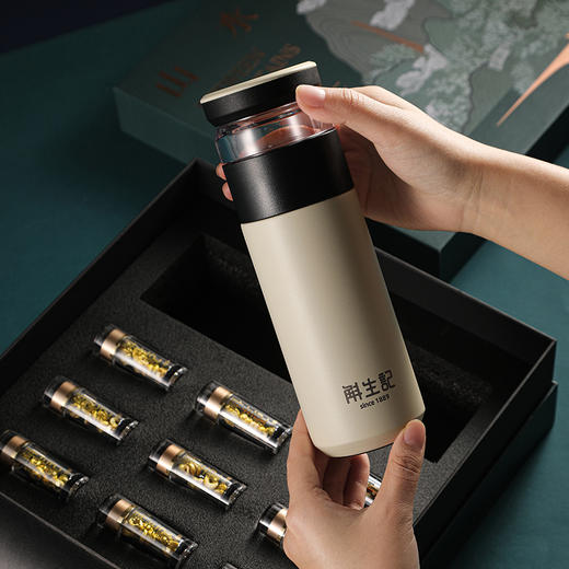 【山水之间.听泉】斛生记霍山铁皮石斛枫斗礼盒山水之间听泉2.5g*9瓶 商品图2