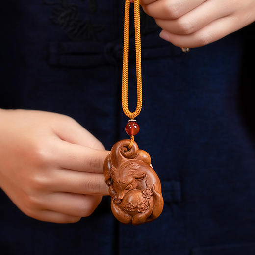 天然雷击枣木九尾狐人缘感情立体手把件挂坠手工木雕饰品 商品图3