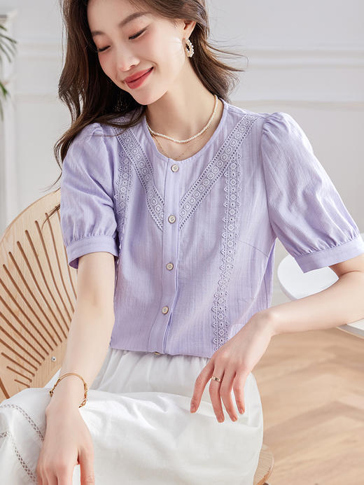 【五折购】熙世界100.%亲肤棉女士衬衫2025夏季新款气质优雅法式泡泡袖上衣 商品图0