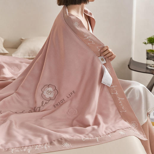 【下架】自然醒50支茶花香妃刺绣夏被空调被纯色轻奢夏被单人双人裸睡夏季薄被子LFS（不参与优惠券） 商品图4