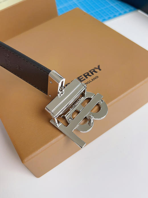 《Burberry》博柏利腰带 双面可用 商品图5