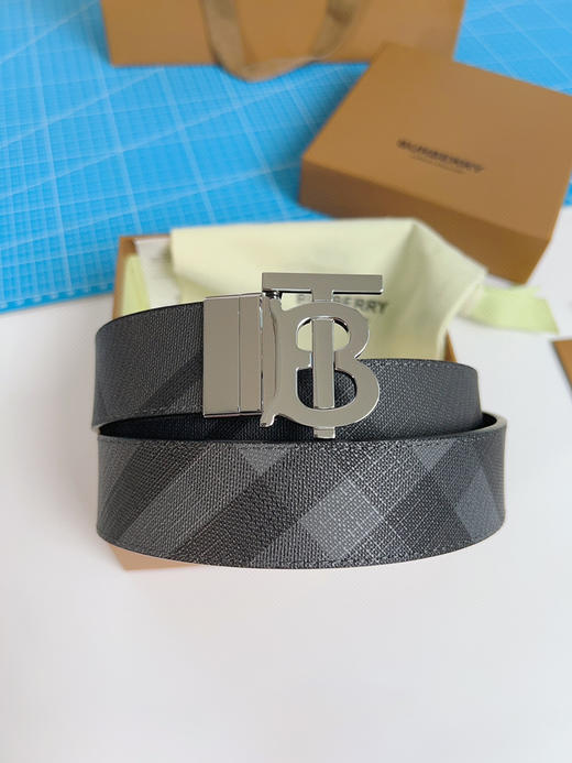 《Burberry》博柏利腰带 双面可用 商品图7