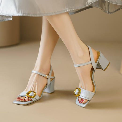 简约百搭，软舒羊皮一字带露趾凉鞋LCC-C9198 商品图11