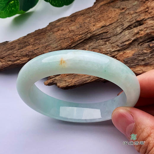派瑞翡翠 翡翠手镯 糯种 浅绿 商品图1