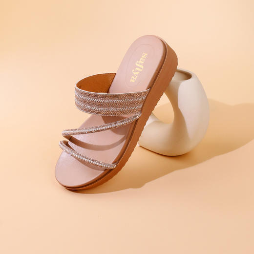 Safiya/索菲娅2023夏季新品仙女风珍珠钻带坡跟气质休闲拖鞋SF32110043 商品图5