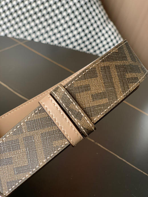 FENDI （芬迪）家族迎来新一季男士 商品图3