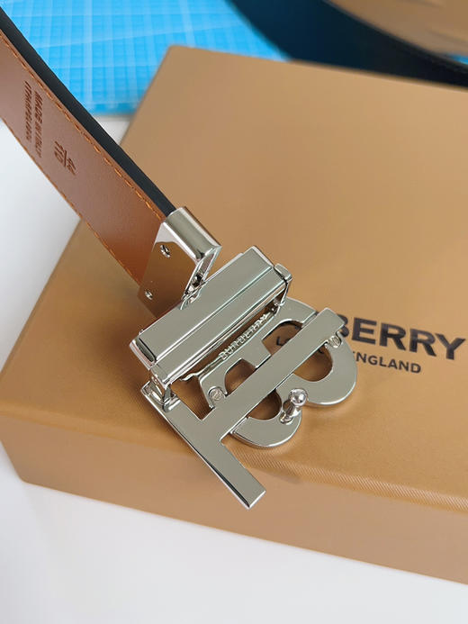 《Burberry》博柏利腰带 双面使用 商品图7