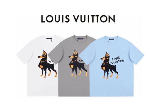 点此购买 LV夏季男女款卡通绅士小狗印花短袖T恤 852 255645 商品图0