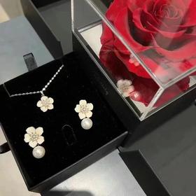 【Riotlily】B座1F|“520”永生花心动礼盒