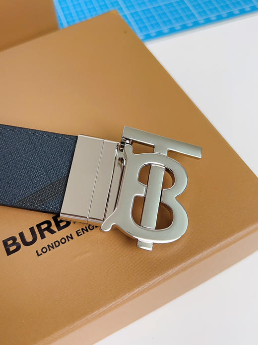 《Burberry》博柏利腰带 双面可用 商品图3
