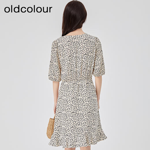 oldcolour2023夏季新款法式气质V领高腰显瘦碎花连衣裙O24102206 商品图4
