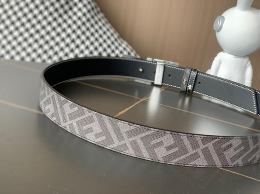 FENDI （芬迪）家族迎来新一季男士 商品图2